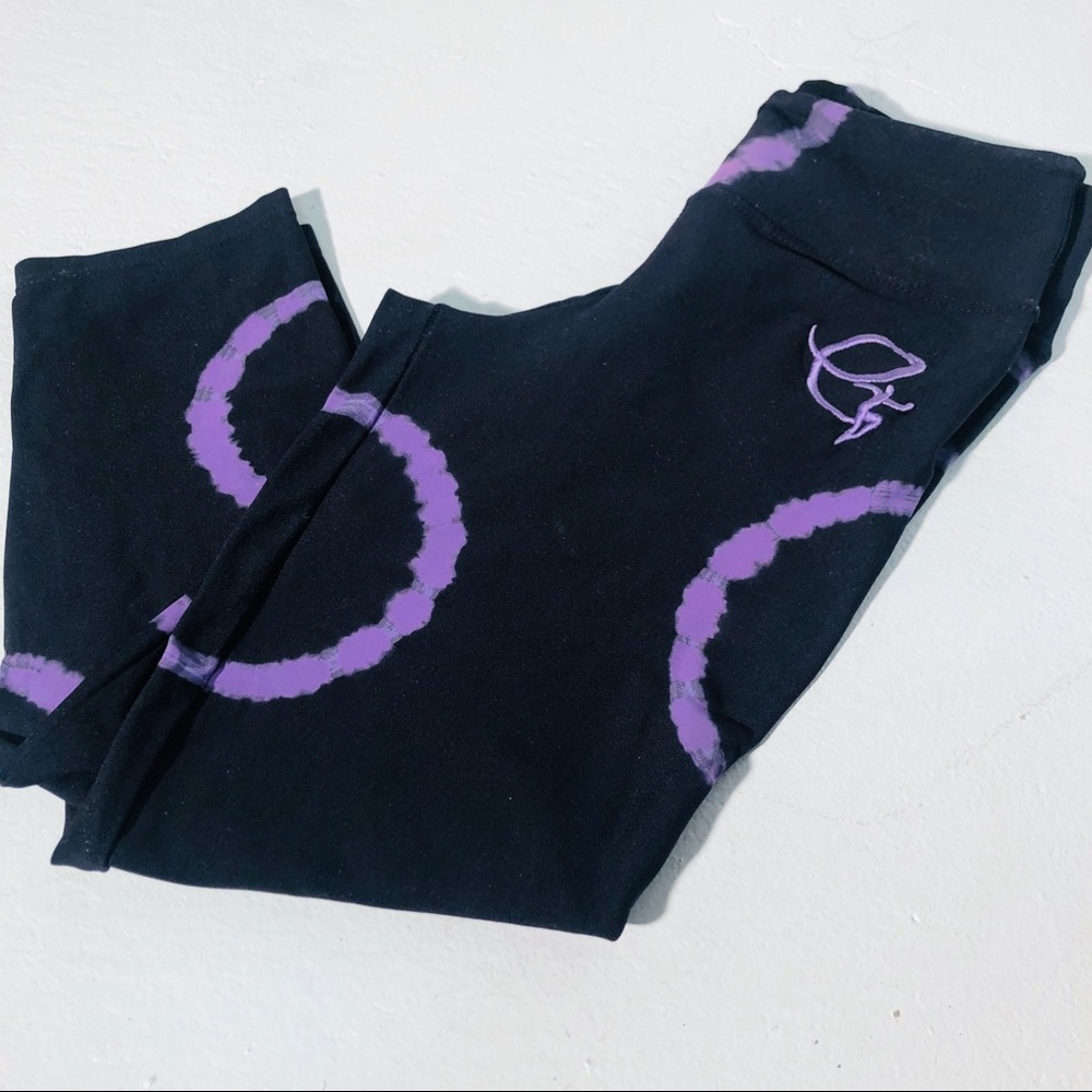 Equilibrium tie dye black & purp Capri legg NWOT